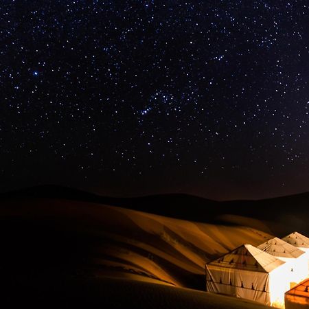Sahara Dunes Luxury Camp Merzouga Eksteriør billede