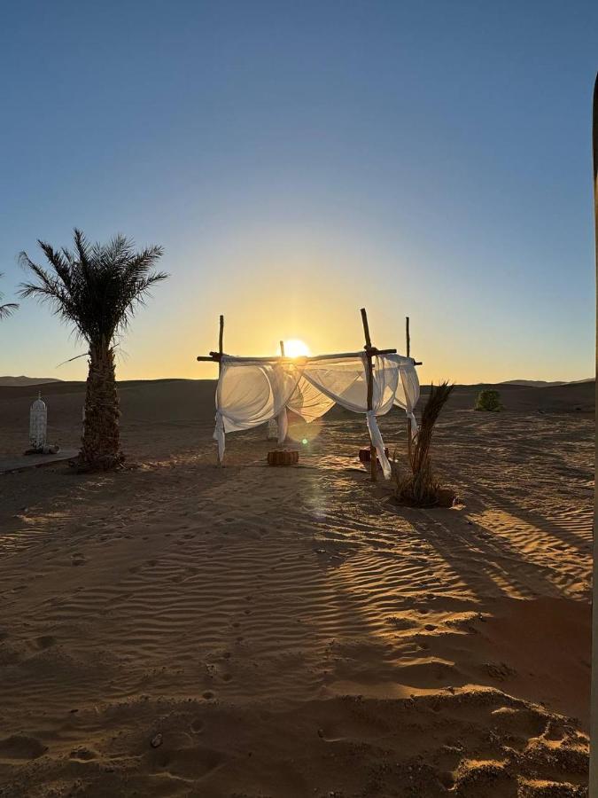 Sahara Dunes Luxury Camp Merzouga Eksteriør billede