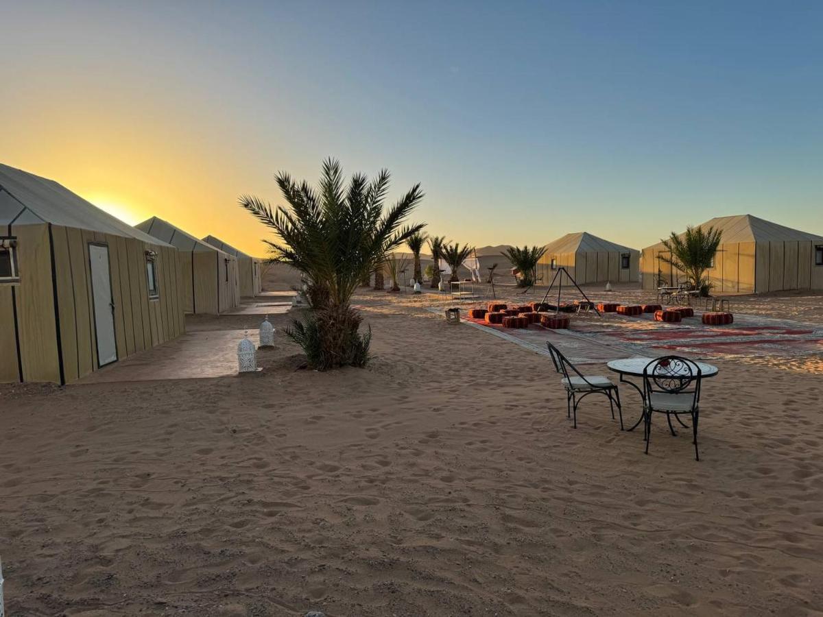 Sahara Dunes Luxury Camp Merzouga Eksteriør billede